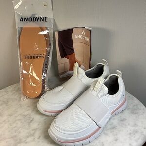 Anodyne Sneaker Size 8 NEW Athletic Sport Sprinter/Sneaker.
